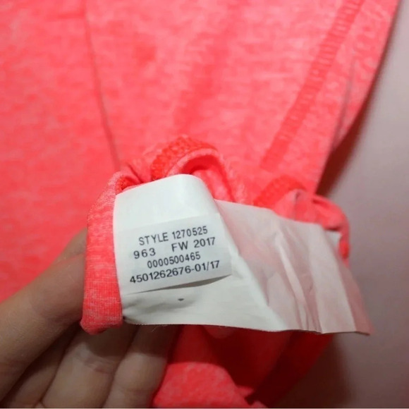 Women’s Under Armour UA Tech™ Twist ½ Zip Long Sleeve Shirt Size Medium - Picture 8 of 13